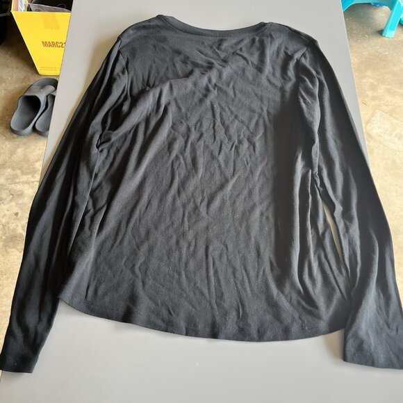 Eddie Bauer Women’s Large Dark Grey Long Sleeve Shirt - Picture 3 of 3